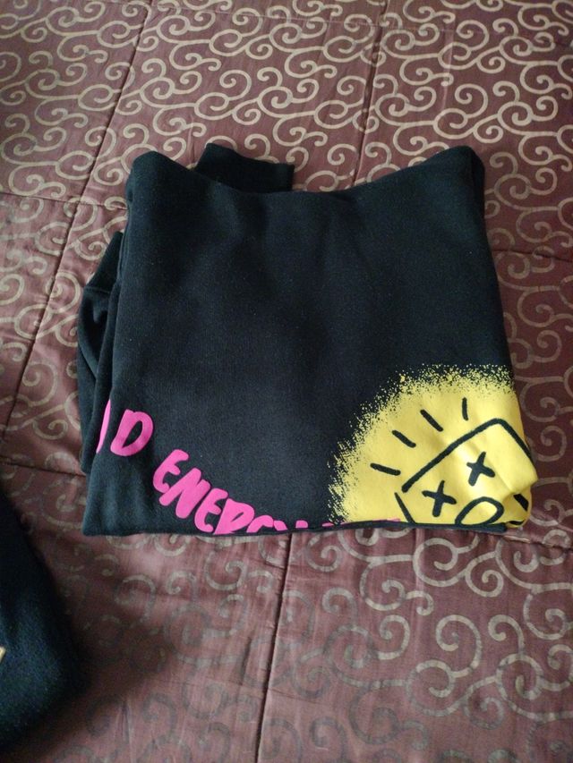 sudadera de Bershka sin usar