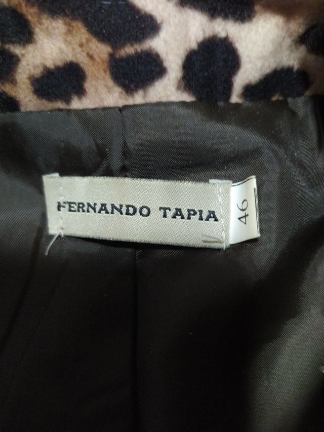 abrigo 3/4leopardo de Fernando Tapia