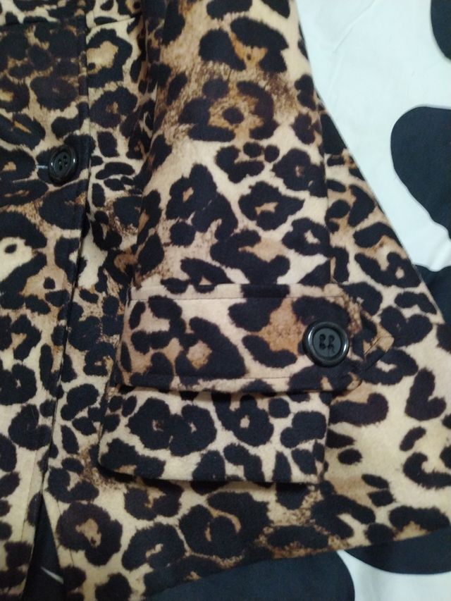 abrigo 3/4leopardo de Fernando Tapia