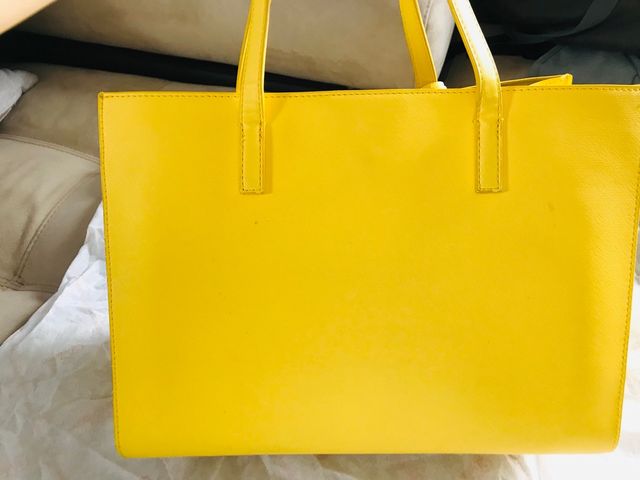 Bolso Samantha Thavasa