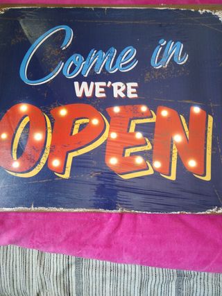 Poster nuevo con luz