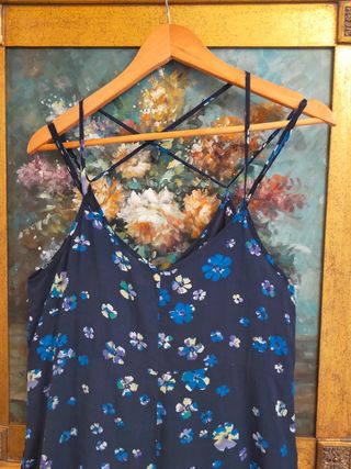 Mono de tirantes de DKNY, más del 50% rebaja