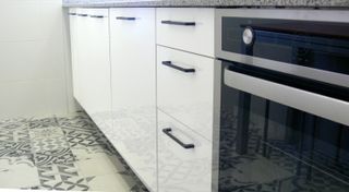 Cocina en kit Estéreo en ele. Brillo. En stock
