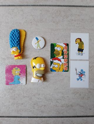 7 pezzi The Simpsons gadgets e carte
