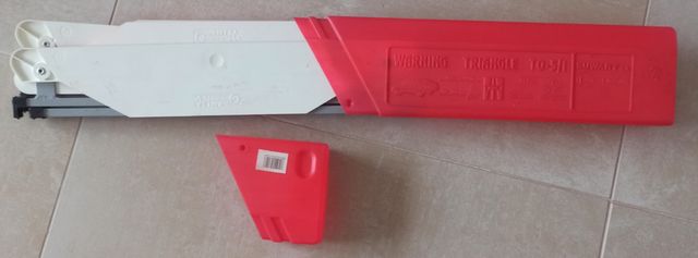 Triángulos emergencia coche