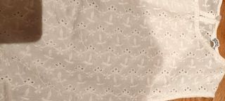 Blusa sin mangas con volantes