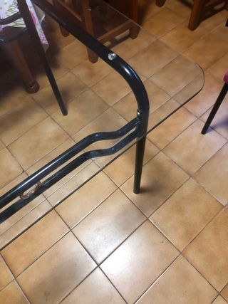 Conjunto de mesa de comedor y seis sillas
