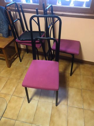 Conjunto de mesa de comedor y seis sillas