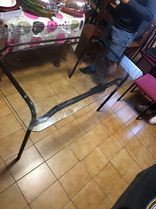 Conjunto de mesa de comedor y seis sillas