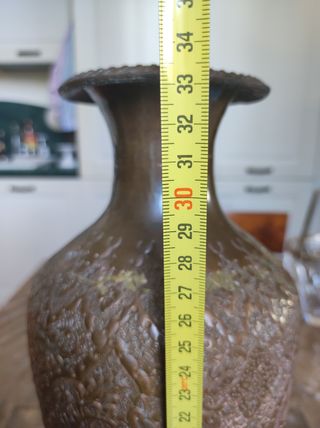 Vaso antico persiano in rame inciso a mano su tutt