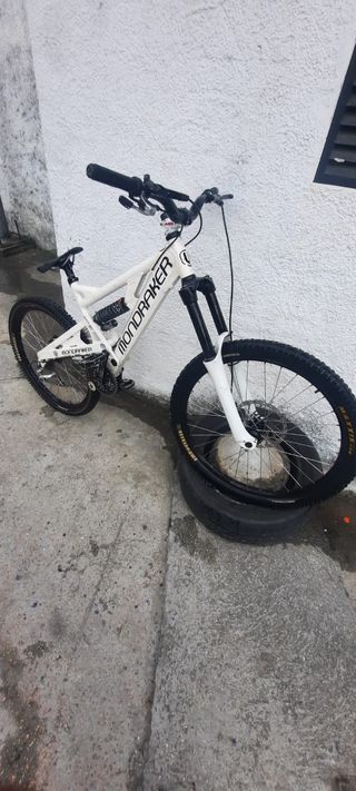 Bicicleta DH
Talla M (negociable.)