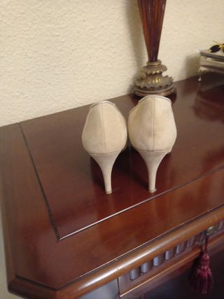 Zapatos beige de piel ante  n 41