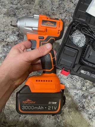 LLAVE DE IMPACTO 300NM