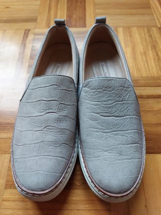 Zapatillas MASSIMO DUTTI en perfecto estado 