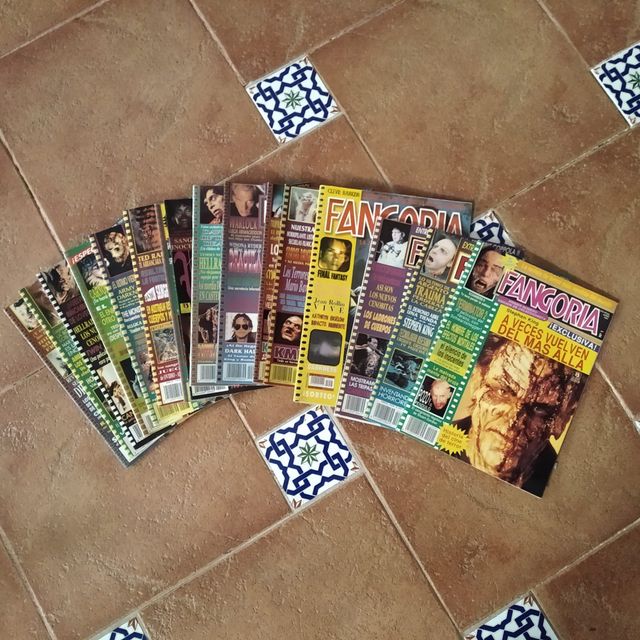 16 revistas FANGORIA