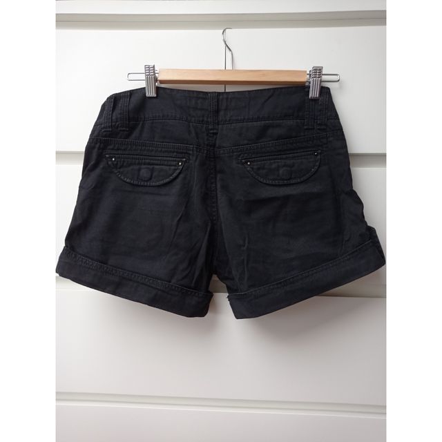 short stradivarius 