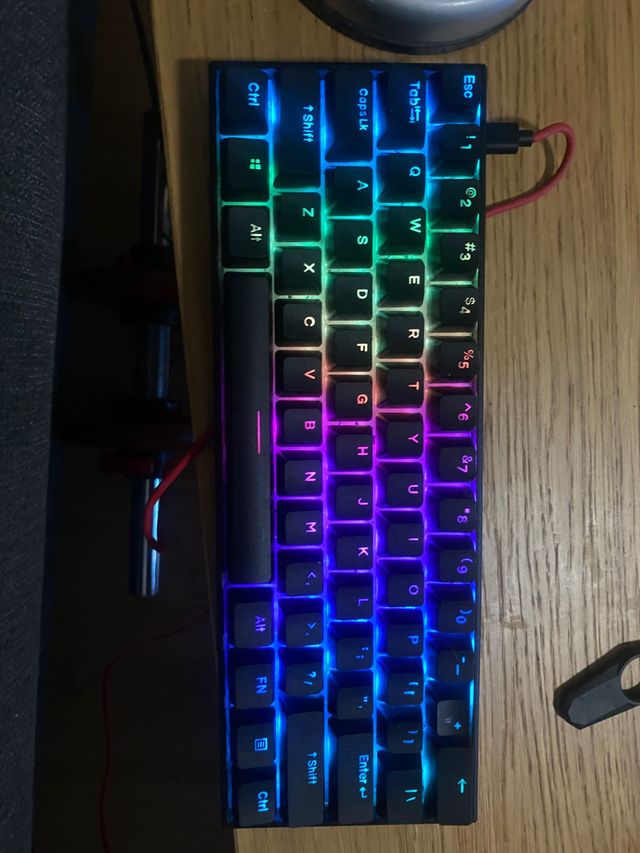 Teclado rgb 60% anne pro 2