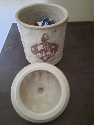 Biscottiera. Contenitore in ceramica.