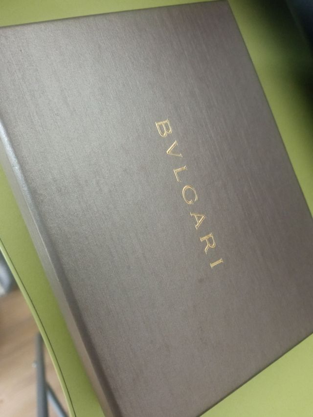 cartera bvlgari, con caja
