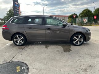 Peugeot 308 2016