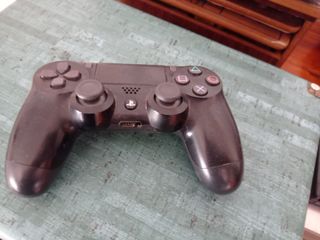 PS4 PRO 1TB completa.