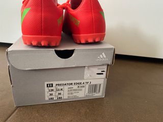 Bota de fútbol Predator niño, Adidas.