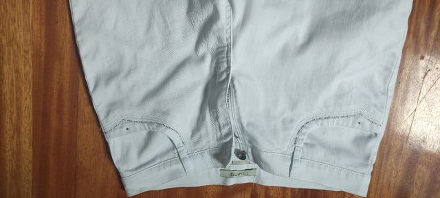 pantalón vaquero blanco