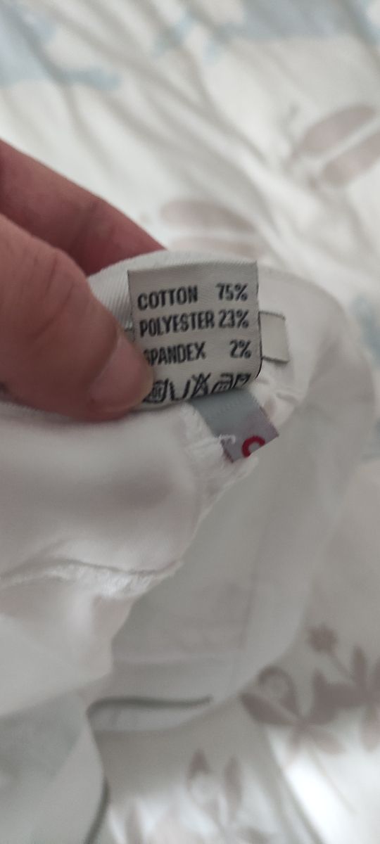 pantalón vaquero blanco