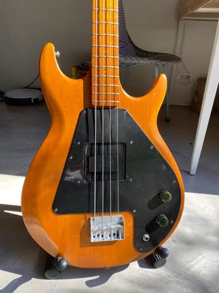 Bajo eléctrico Gibson Grabber 1972