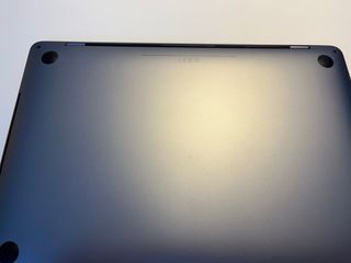 MacBook Pro 2020 13" intel 4 puertos i7 16 Gb