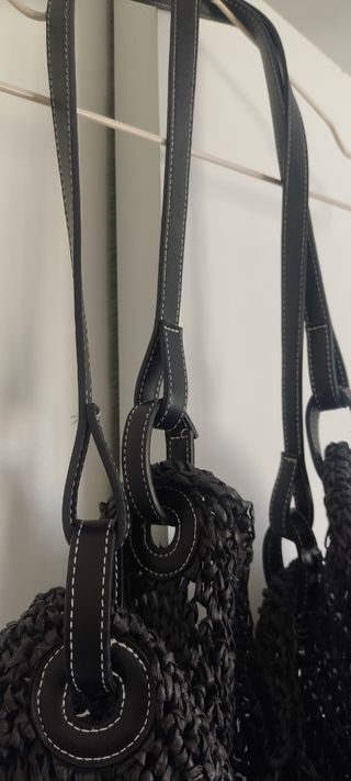 Bolso shopper trenzado de Zara
