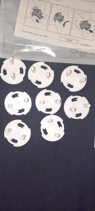 Protector enchufes .Seguridad infantil