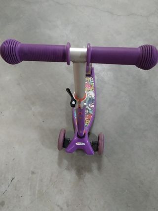 patinete de tres ruedas