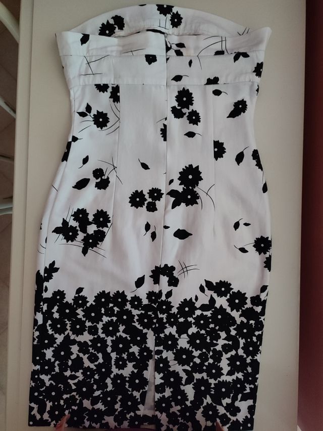 vestito senza bretelle