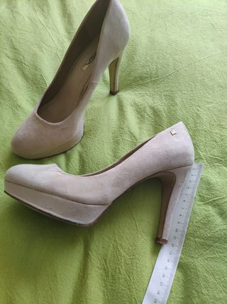 Tacones, zapato de salón talla 40
