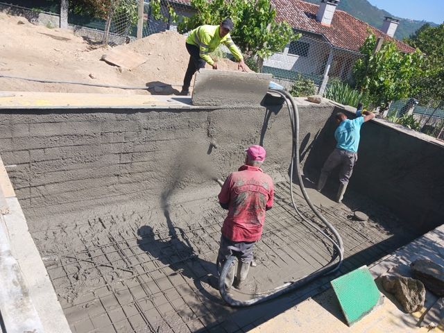 CONSTRUCCIÓN PISCINAS DE OBRA EN SALAMANCA