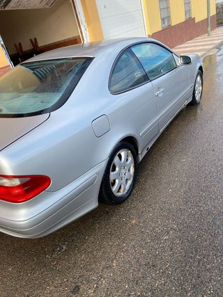 Mercedes-Benz  CLK 2000