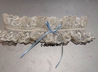 Novias . Ligas para bodas 