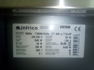 PRECIOSA ISLA MOSTRADOR CRISTAL ACERO INOXIDABLE