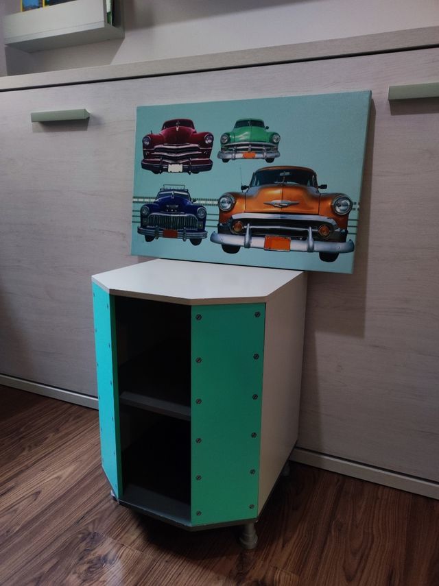 Mesita i cuadro vertbaudet