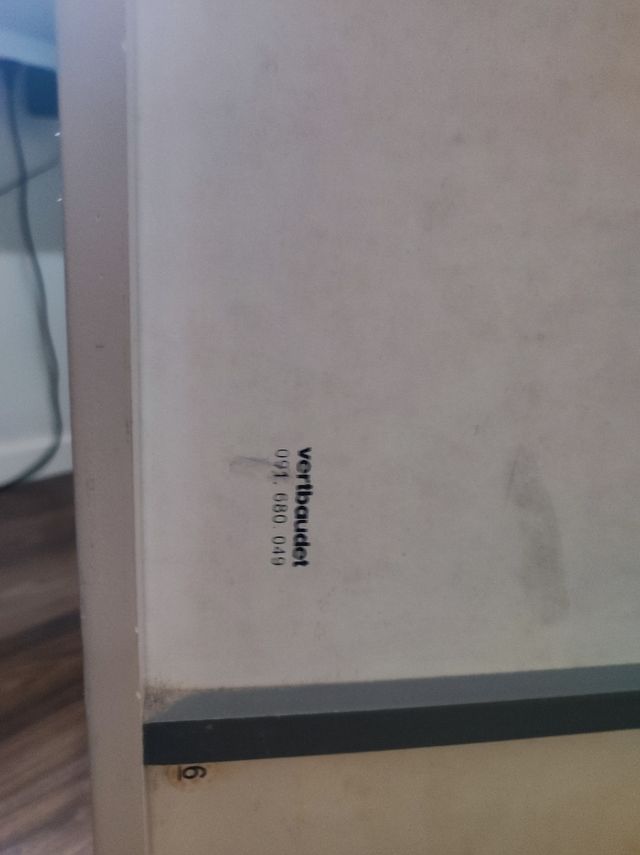 Mesita i cuadro vertbaudet