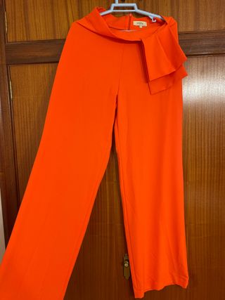 Pantalón fiesta talla M marca Poète