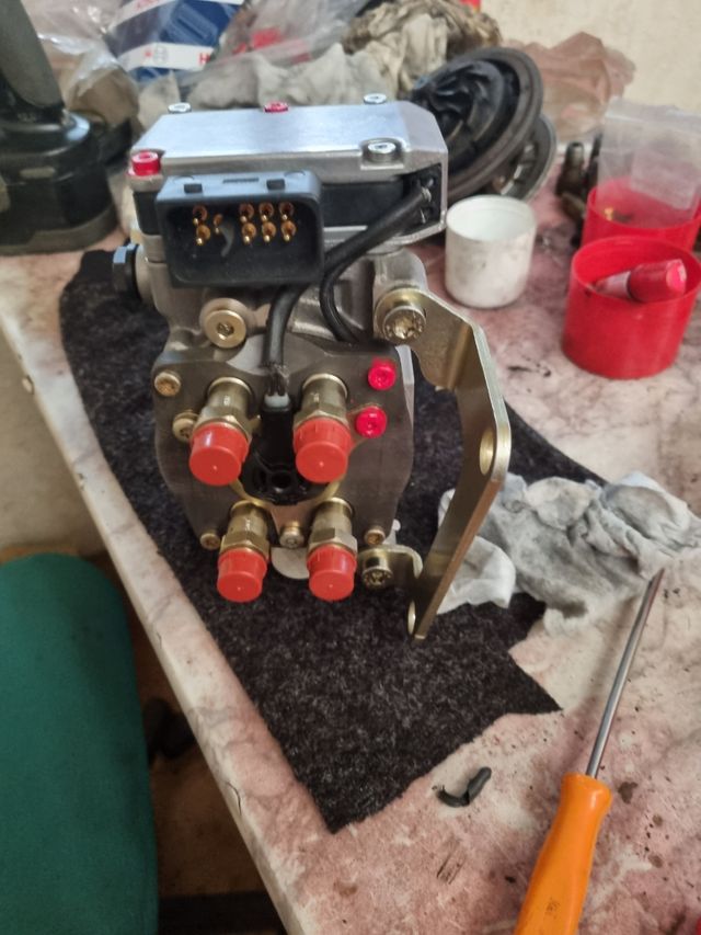 bomba vp44 opel ref 0470504011