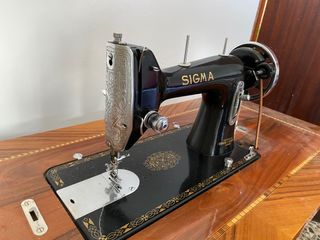 Máquina de coser SIGMA