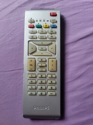 Mando de televisión Smart PHILIPS.