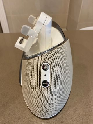 Base altavoz JBL on Beat