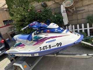 Moto agua seadoo bombardier