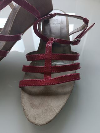 sandalias piel, rojas.