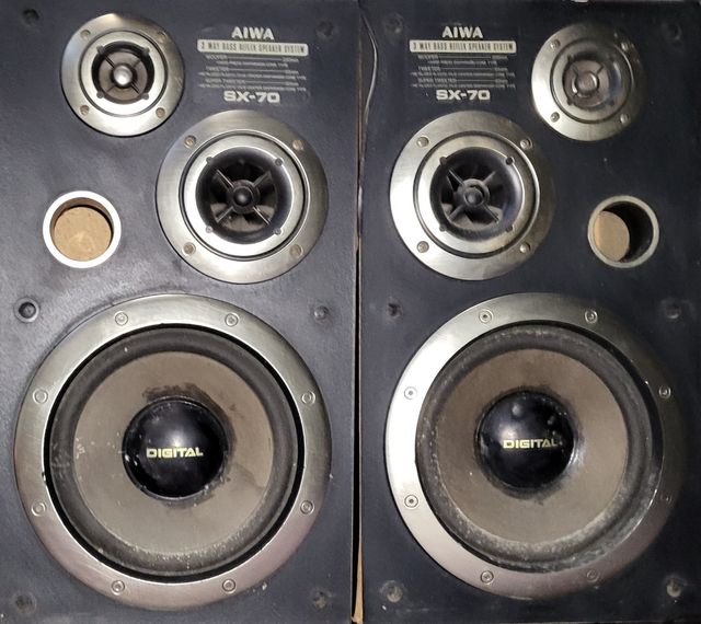 Altavoces Aiwa SX70 de segunda mano por 20 EUR en Sevilla en WALLAPOP
