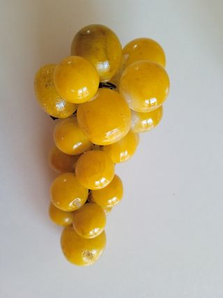 Centro de mesa cristal y racimo uvas alabastro